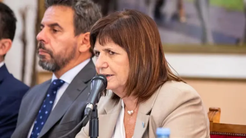 Bullrich anunció la creación de un subsidios para familias que perdieron su hogar en Bahía Blanca