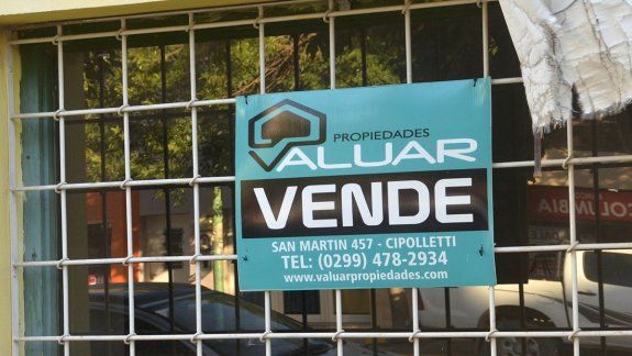El dólar blue complica aún más la venta de inmuebles