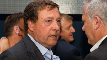 corredor y tenista, el insolito perfil de weretilneck en wikipedia corredor y tenista, el insolito perfil de weretilneck en wikipedia