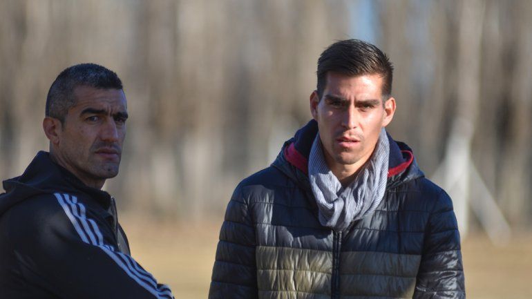 Manolo Berra conversando con Abayián