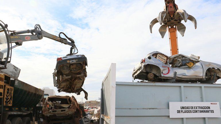 Tránsito Municipal mandó 308 vehículos cipoleños a la compactadora en Neuquén
