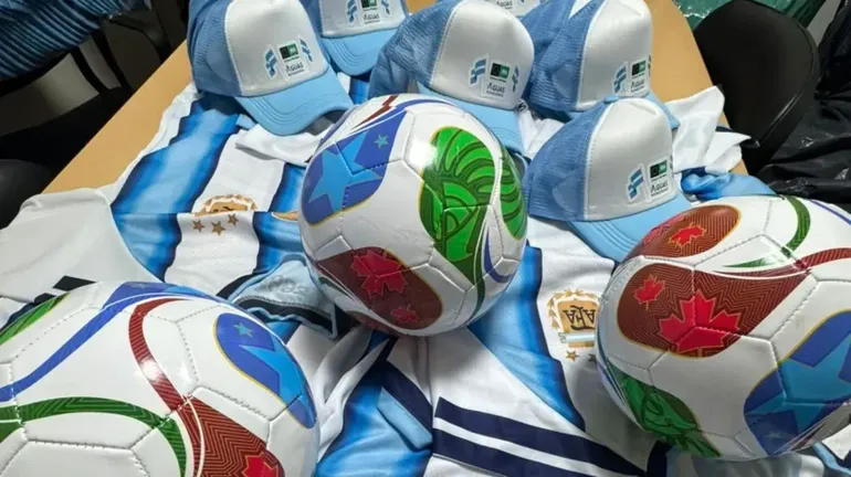 Televisores, remeras de argentina y pelotas exclusivas, son algunos de los sorteos. Televisores, remeras de argentina y pelotas exclusivas, son algunos de los sorteos.
