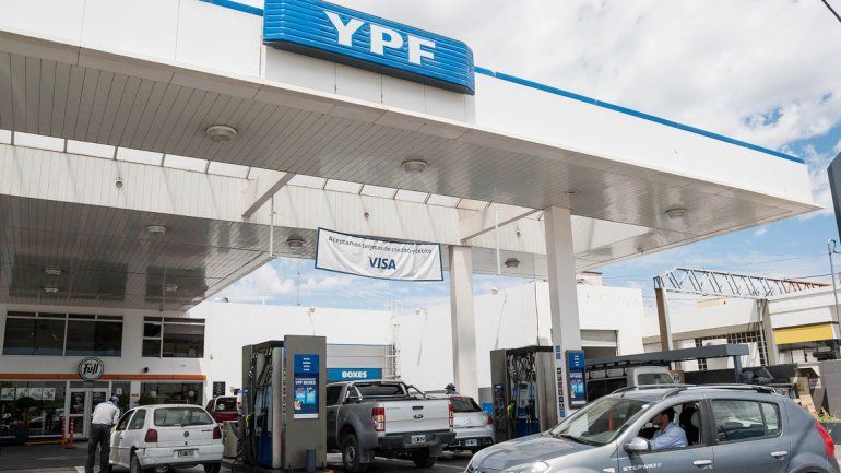 La semana que viene bajarán los precios de los combustibles en la Patagonia.