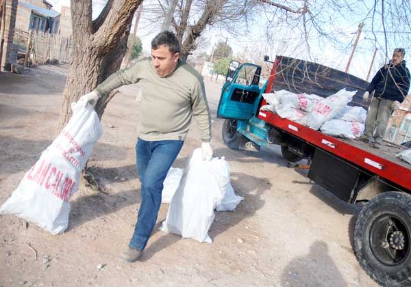 Plan Calor: harán prueba piloto con garrafas de gas