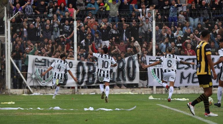Bienvenido a la cima, Cipo: mirá los goles contra Olimpo y cómo quedó la tabla del Federal A