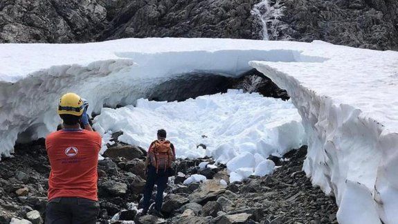 El Bolsón: el turista fallecido fue impactado por un bloque de hielo