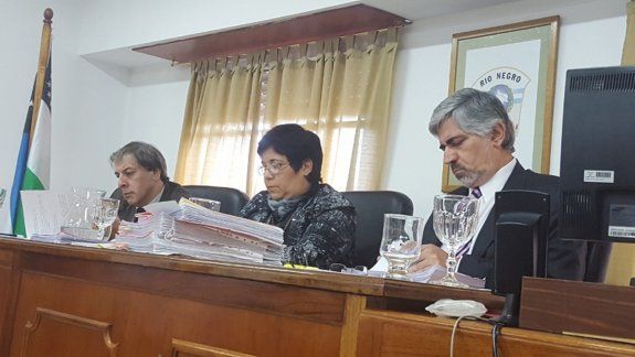 Pidieron perpetua para 3 acusados por un homicidio en Cinco Saltos
