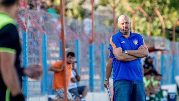 Trotta en Independiente y Laspada en el Deportivo Roca son de las pocas certezas que quedaron en junio.