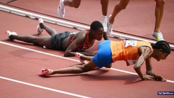 se cayo y quedo ultima, pero gano: milagrosa victoria en los juegos