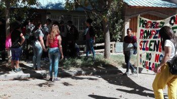 piden que inicie el juicio contra un profesor 