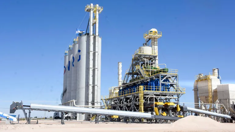 El incendio ocurrió en una maquinaria de la planta de arenas de NRG.