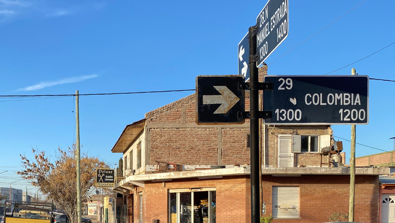 Nuevos carteles nomencladores se renovarán y colocarán en Cipolletti.