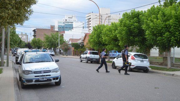 Desalmados le robaron joyas a una abuela en violenta entradera