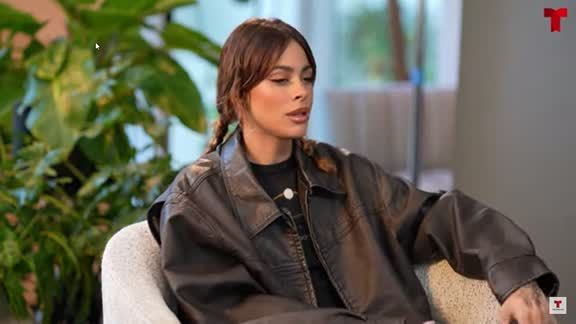 Durante una entrevista en Telemundo, Tini Stoessel habló sobres los problemas de salud mental que atravesó este año.