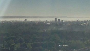 otra vez la ciudad amanecio tapada por una nube de humo