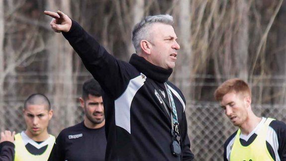 Pagan una puta o avistaje de ballena y te dejan sin nada