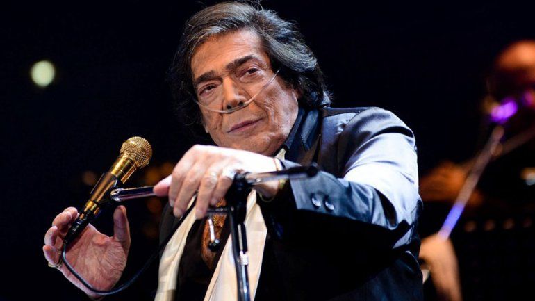 A los 77 años murió el cantante Cacho Castaña