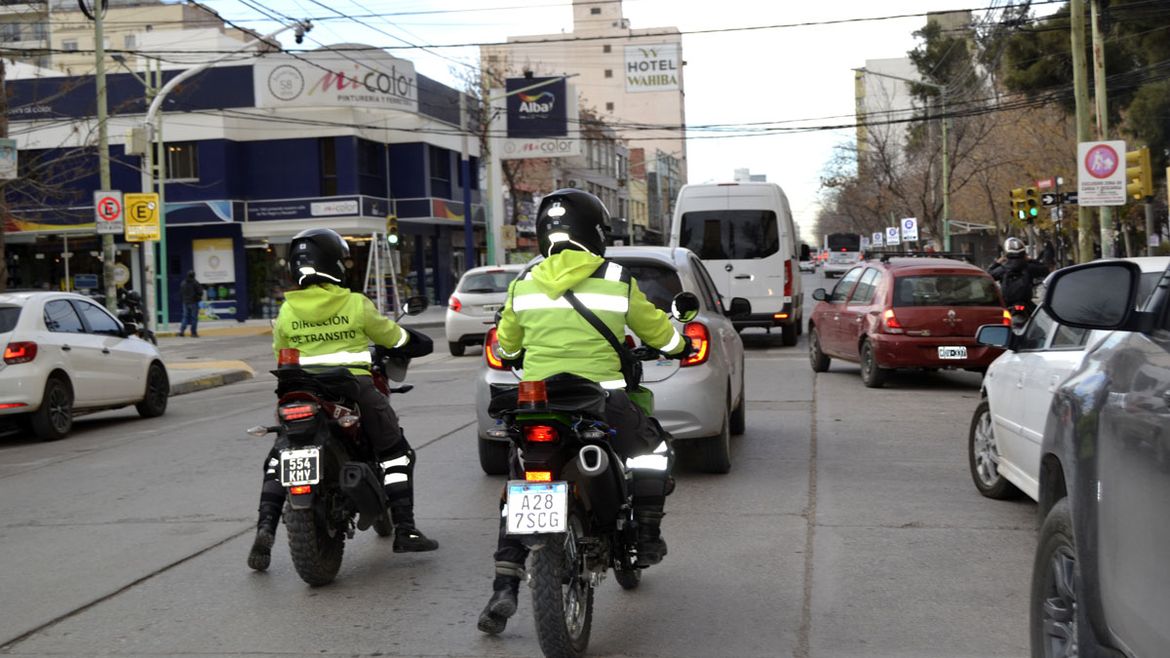 El municipio llevó adelante una nueva serie de controles de tránsito en la ciudad. | LMCipolletti.com El municipio llevó adelante una nueva serie de controles de tránsito en la ciudad.