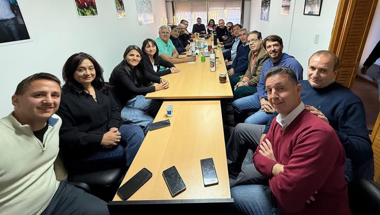 Los intendentes de JSRN respaldaron las candidaturas para el Congreso Nacional.