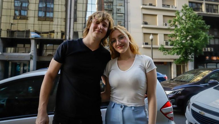 Los encargados de las redes de Javier Milei donarán sus sueldos