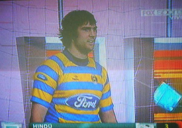 Campeón con Hindú en la Urba