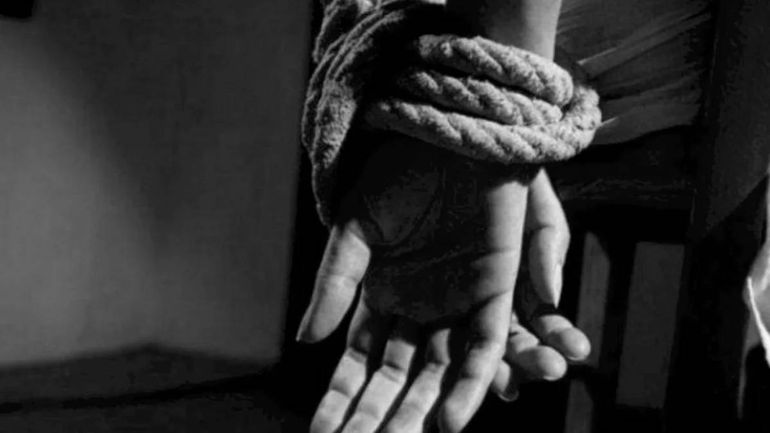 La mujer fue maniatada por los delincuentes. Foto ilustrativa.