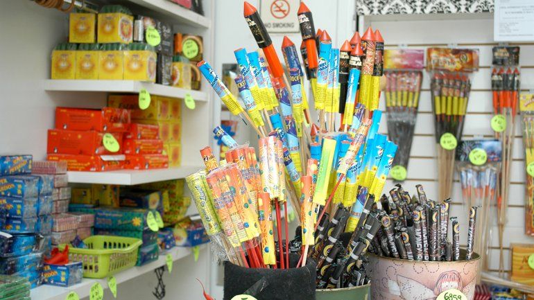 Estas fiestas no serán las mejores para los vendedores de petardos.