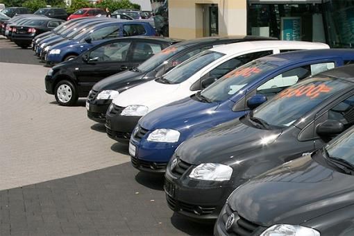 Compró un auto de alta gama usado, le escondieron las fallas y le hizo un juicio al vendedor