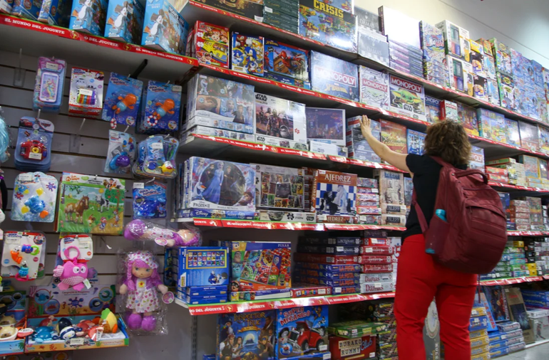 Los nuevos aranceles buscan ampliar la oferta de juguetes importados
