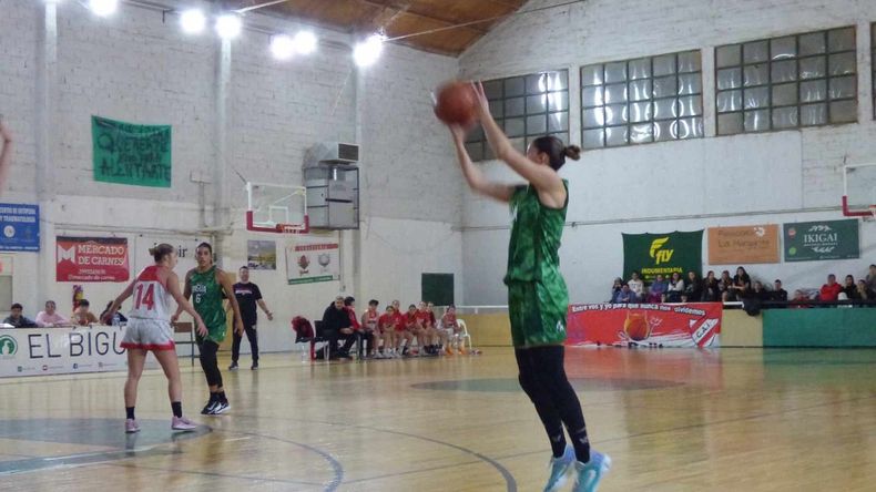 El Regional de básquet femenino, en etapa decisiva y con grandes momentos