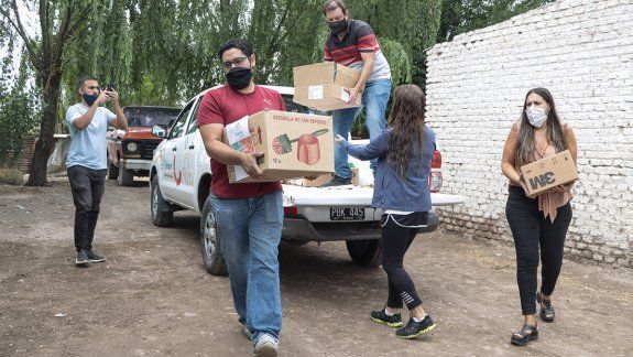 Feriame Point donó alimentos a un comedor cipoleño