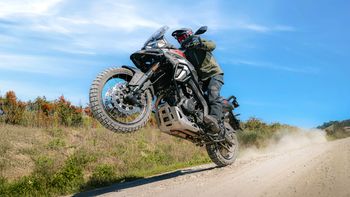 Uno de los nuevos modelos de motos que presentó Morbidelli : la T1002VX.