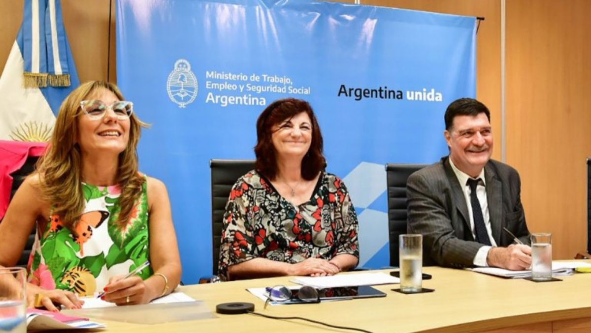 Habrá un aumento del salario mínimo, que será anunciado por el Consejo.