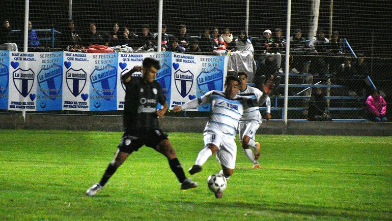 Cipolletti cayó ante La Amistad.