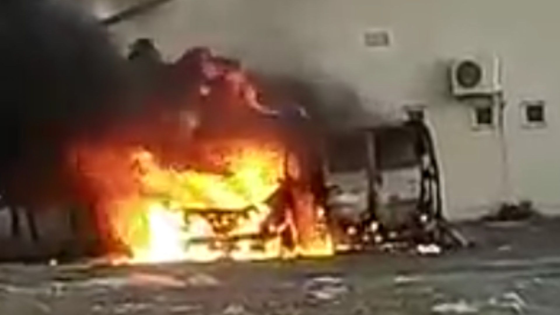 Asspur apuntó al Hospital por las ambulancias incendiadas