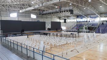 asi se prepara el estadio municipal para la visita de sergio massa