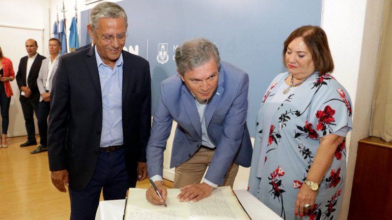 Monzani completará el mandato de Pechi y le entrega el mando a Gaido