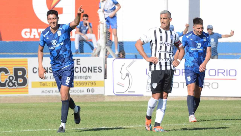 Hugo Vera festeja el tercer gol de Argentino sobre Cipolletti. Fotos: Luis Amaolo&nbsp;