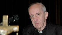el papa recordo cuando declaro ante la justicia por la desaparicion de dos curas