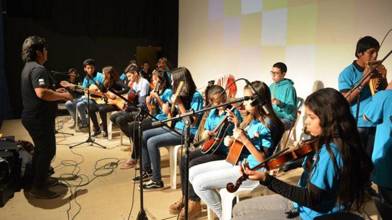 La Escuela de Música tiene más de 15 opciones para elegir.