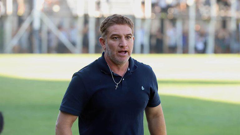 Cipo jugó 40 minutos con diez y perdió por un gol polémico ante Costa Brava