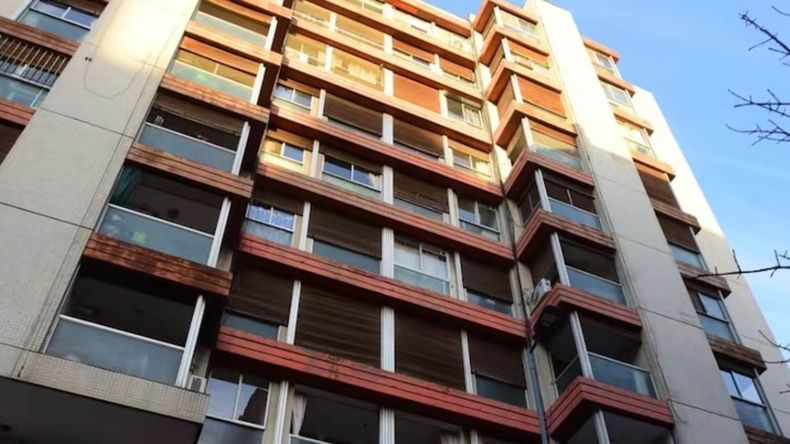Macabro: hallan un cuerpo putrefacto dentro de un placard y apuntan a un policía asesino