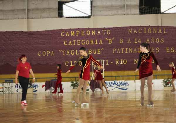 Primer día de competencias en el Nacional B de patín