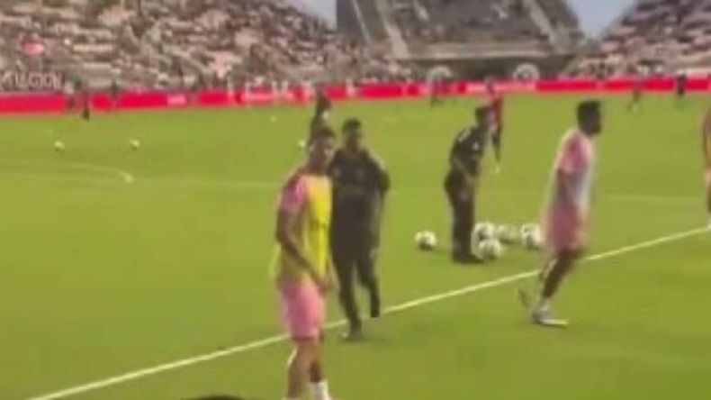 La insólita reacción de De Paul cuando le anunciaron el gol de Racing a Vélez durante un duelo del Inter Miami