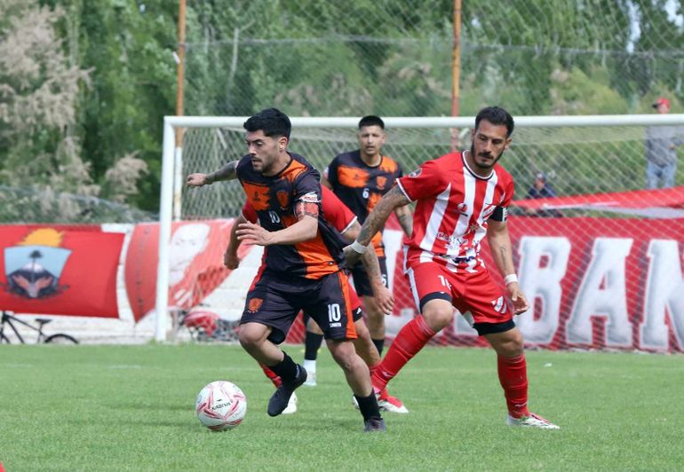 Sigue la acción en el Regional Amateur.