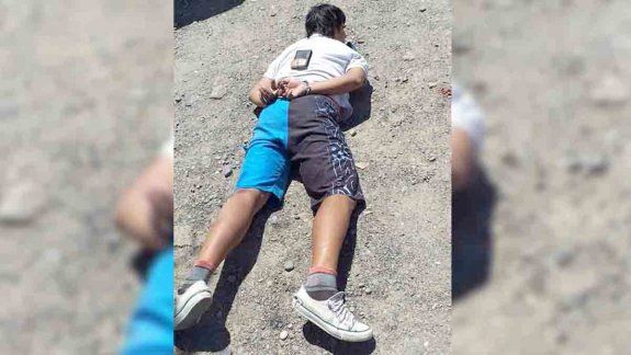 Lo atrapan arrojando droga a sus ex compañeros de la cárcel