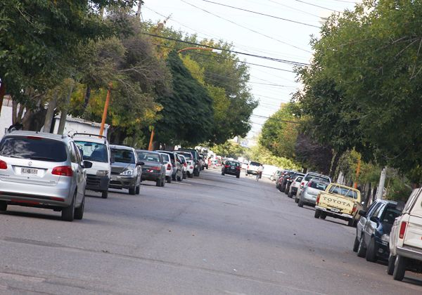 Lo atraparon mientras escapaba tras arrebatar una cartera