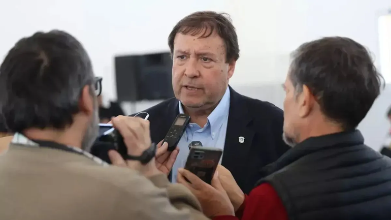 El Gobernador finalmente se reunió con las cámaras de productores