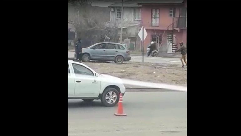 Video viral: a las piñas por el precio de un limón.