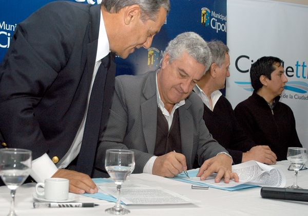 Baratti y Pechi Quiroga firmaron un acuerdo